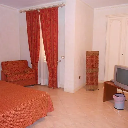 Hotel Centrale Bagheria מלון