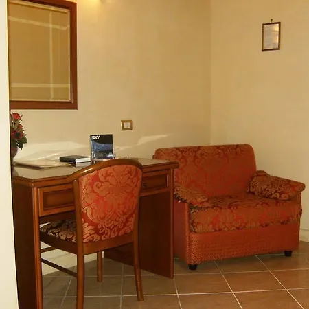 Hotel Centrale Bagheria ホテル 3*