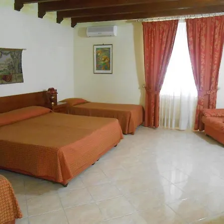 Hotel Centrale Bagheria 3*