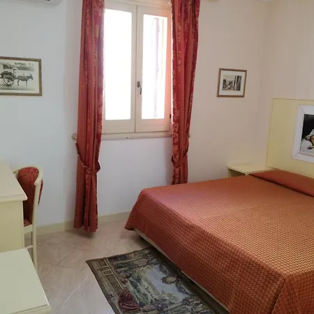Hotel Centrale Bagheria ホテル