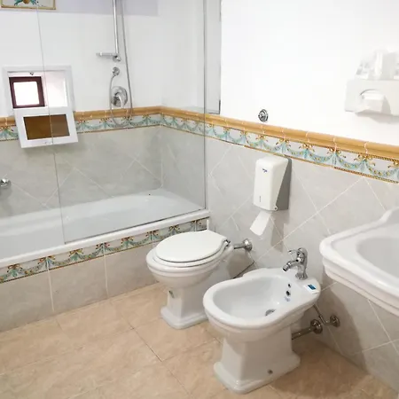 ホテル Hotel Centrale Bagheria 3*