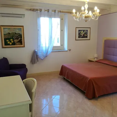 ホテル Hotel Centrale Bagheria バゲリーア