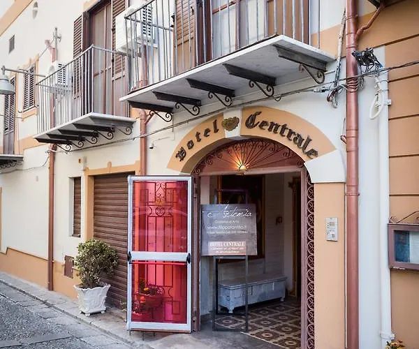 Hotel Centrale Bagheria 3*