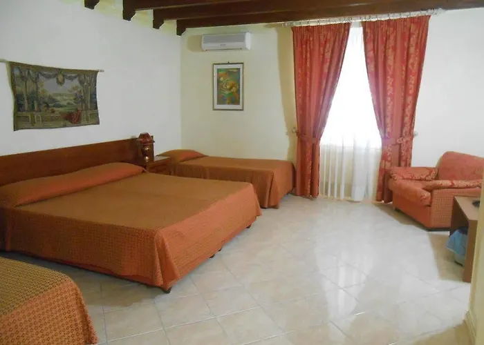 Hotel Centrale Bagheria 3*